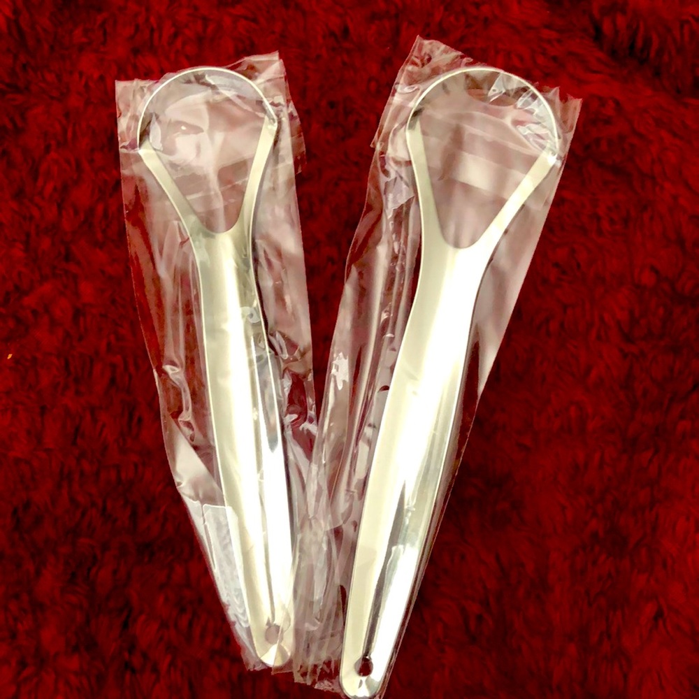 New Guru Nanda tongue scrapers